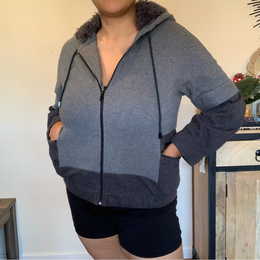 Marc by Marc Jacobs Blue Color Block Faux Fur Hoodie Large